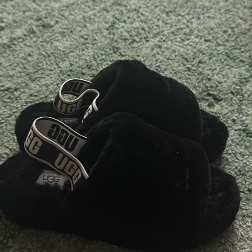 UGG Black Fluffy Slides with Logo Band